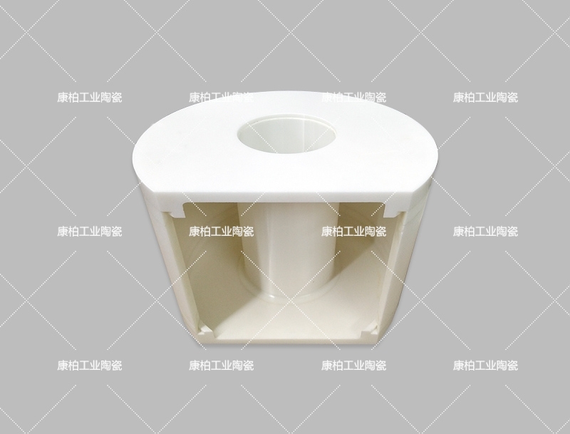 氧化鋯陶瓷加工中出現(xiàn)裂紋，是材料本身問(wèn)題還是工藝問(wèn)題？
